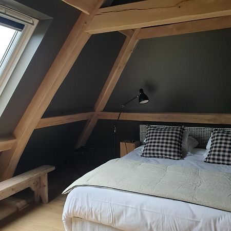 Bed and Breakfast Par Hasard Ou Pas Saint-Martin-aux-Chartrains Exterior foto