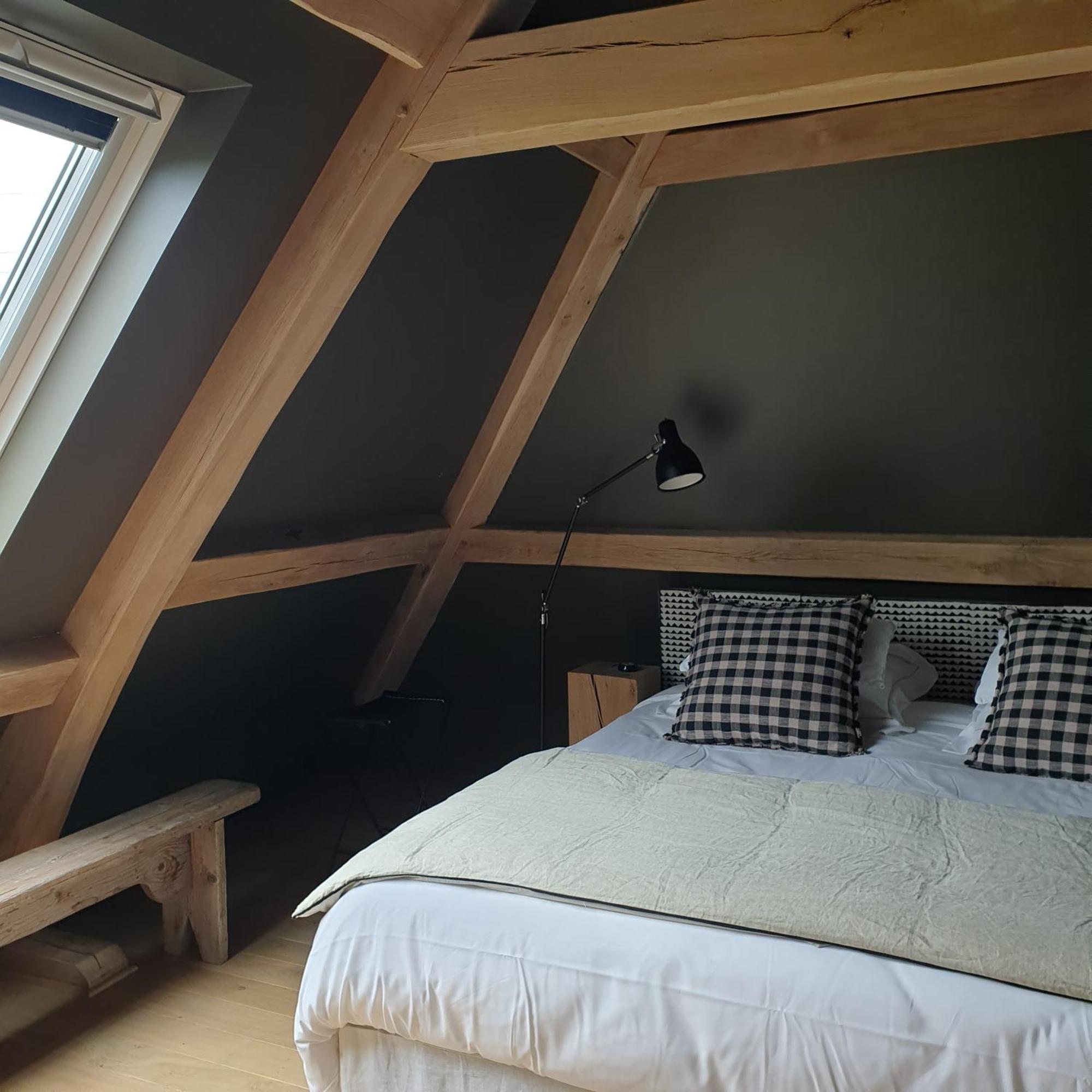 Bed and Breakfast Par Hasard Ou Pas Saint-Martin-aux-Chartrains Exterior foto