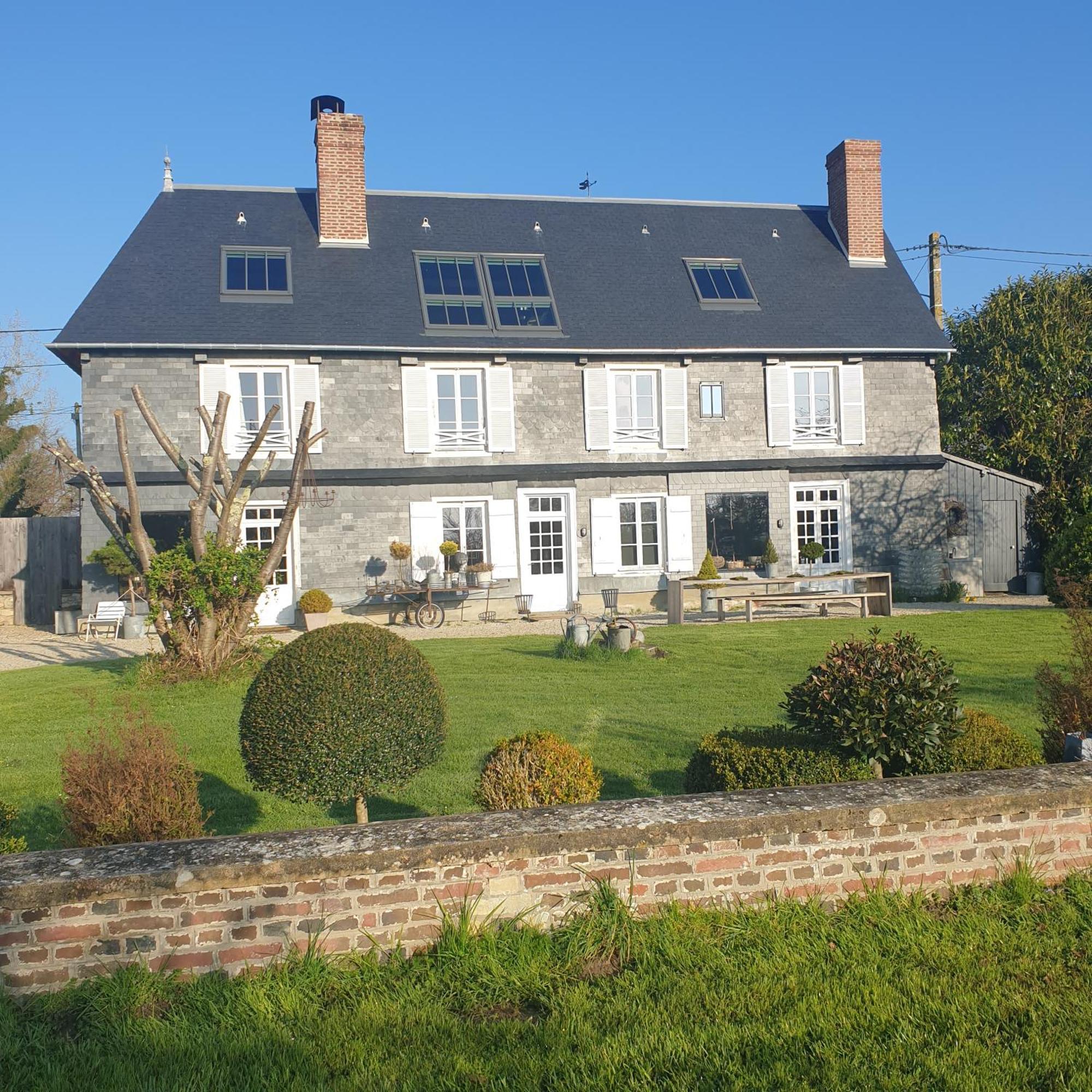 Bed and Breakfast Par Hasard Ou Pas Saint-Martin-aux-Chartrains Exterior foto