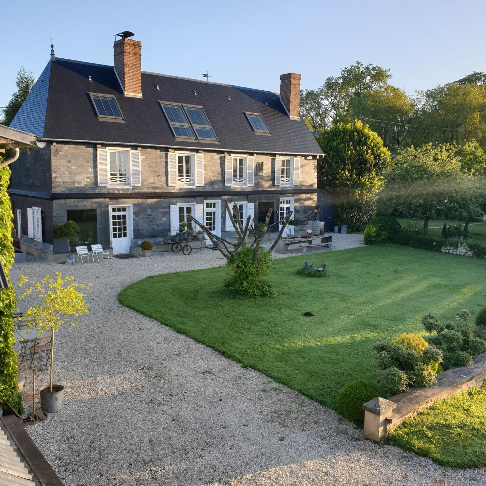 Bed and Breakfast Par Hasard Ou Pas Saint-Martin-aux-Chartrains Exterior foto